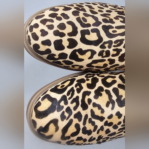 Hush Puppies Women's Leather Bailey  Leopard Print Chukka Ankle Booties Size 10W - Picture 3 of 15